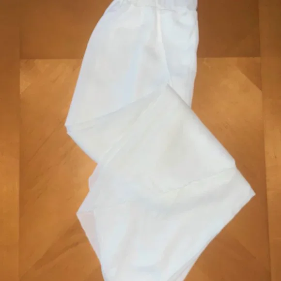 Women's Vestidos Size L White Butterfly Pants - Picture 3 of 11